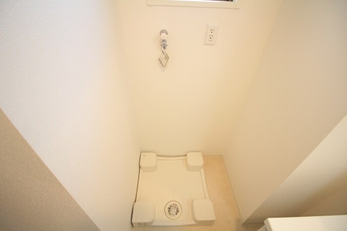 物件内観写真22　(洗濯機置場)