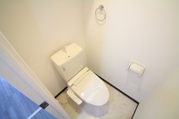 物件内観写真11　(トイレ)