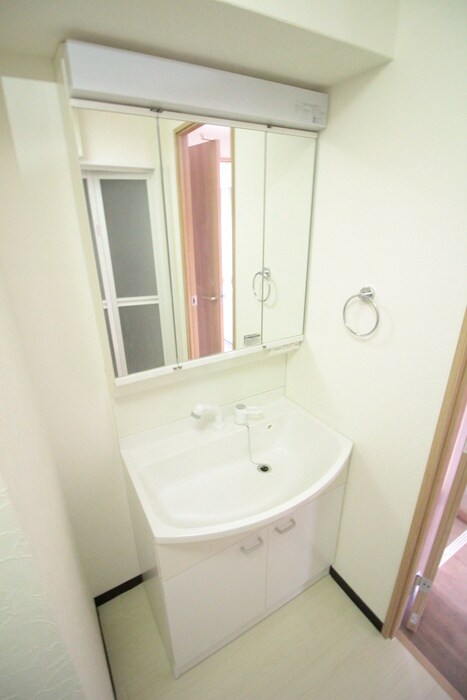 物件内観写真11　(洗面)