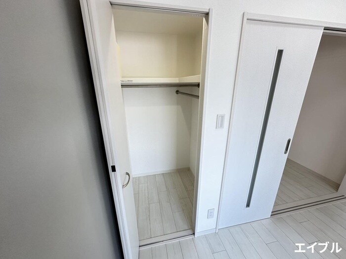 物件内観写真12　(収納)