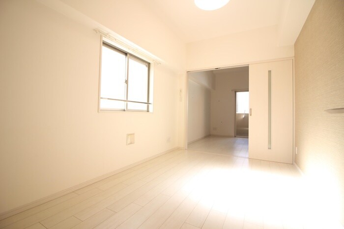 物件内観写真18　(居室)