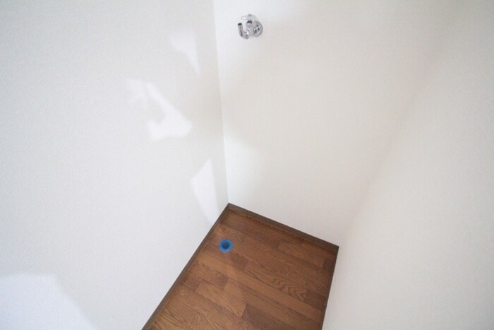 物件内観写真22　(洗濯機置場)