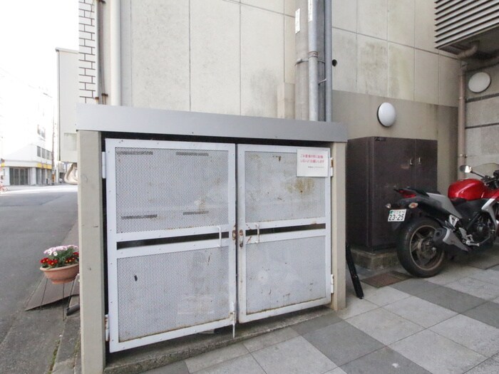 物件外観写真3　(建物設備)