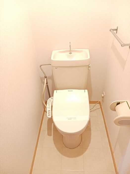 物件内観写真10　(トイレ)