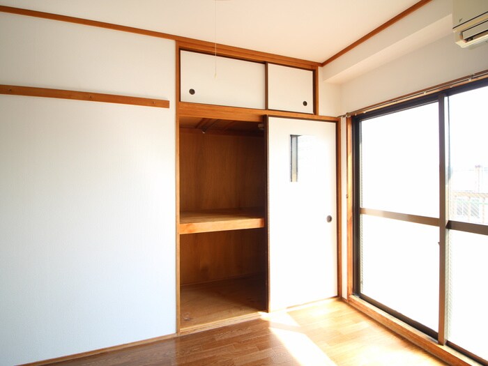 物件内観写真9　(収納)