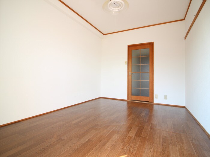 物件内観写真15　(居室)