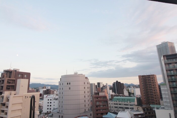 物件内観写真15　(室内からの展望)