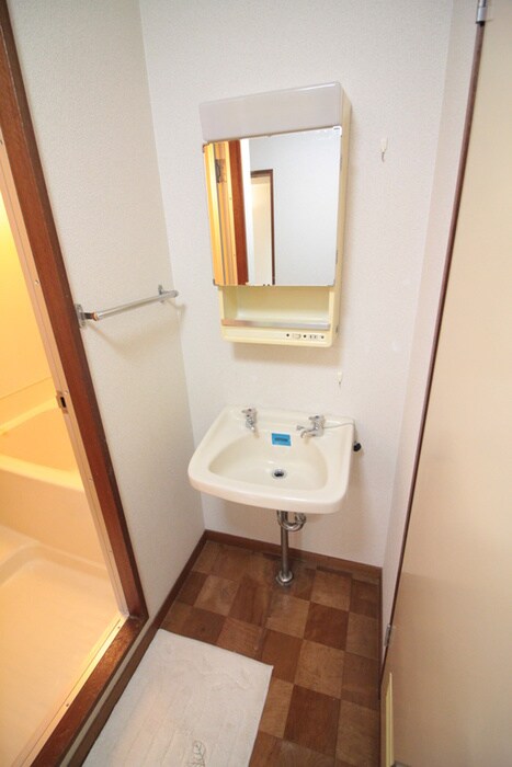 物件内観写真6　(洗面)