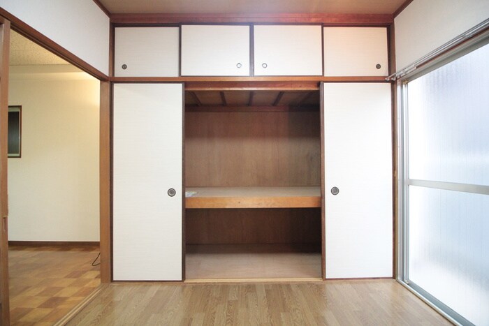 物件内観写真12　(収納)