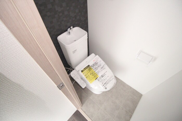 物件内観写真5　(トイレ)