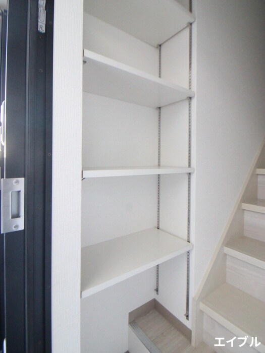 物件内観写真16　(靴箱)