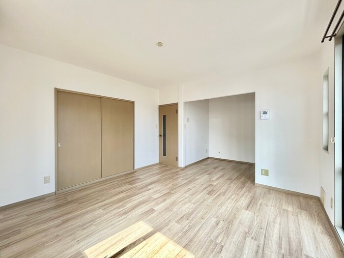 物件内観写真7　(居室)