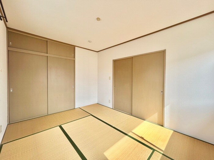 物件内観写真9　(居室)