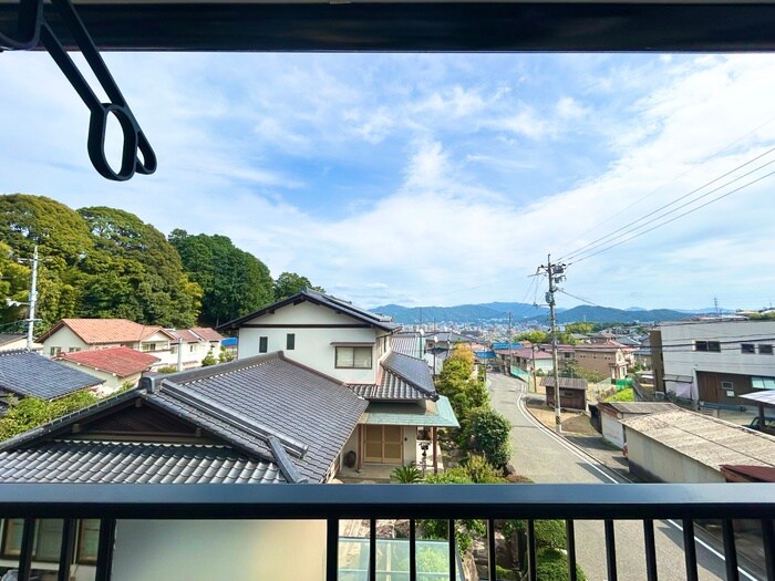 物件内観写真22　(室内からの展望)