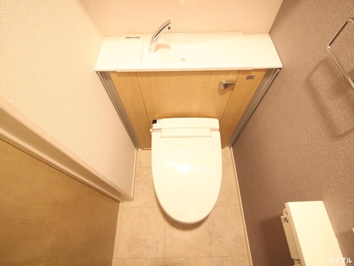 物件内観写真11　(トイレ)