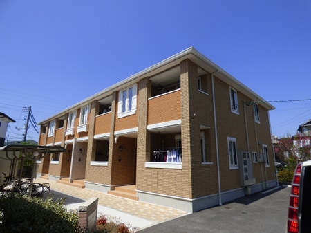 Ｃｒｏｓｓ　ｒｉｄｇｅⅡ外観写真