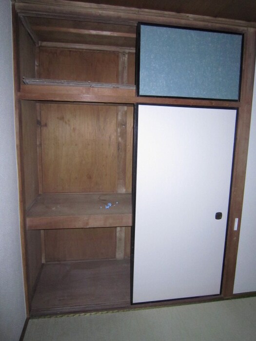 物件内観写真10　(居室)