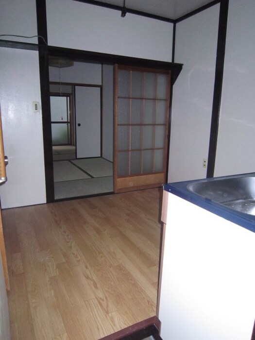 物件内観写真11　(居室)