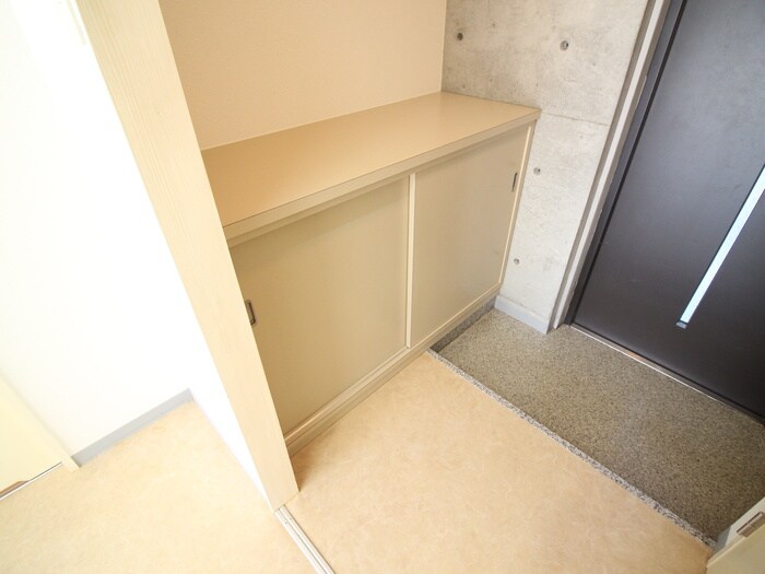 物件内観写真15　(靴箱)