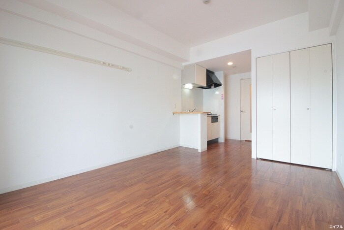 物件内観写真3　(居室)