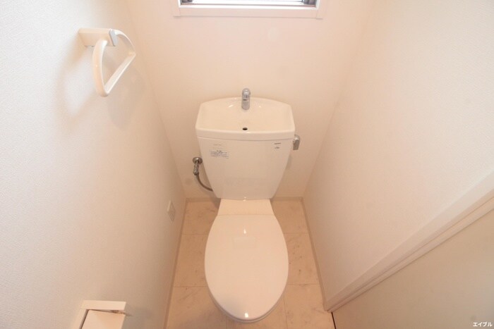 物件内観写真6　(トイレ)