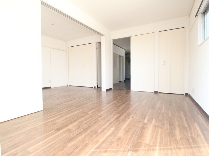 物件内観写真6　(居室)