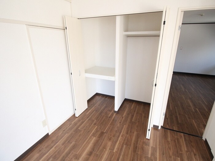 物件内観写真11　(収納)