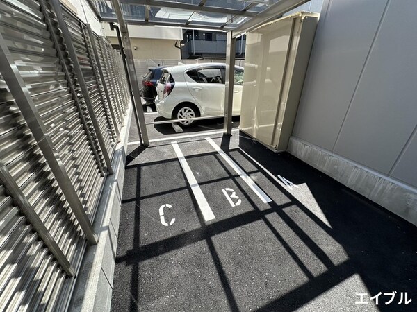 バイク置き場