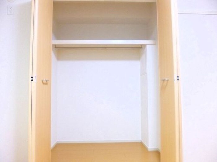 物件内観写真11　(収納)