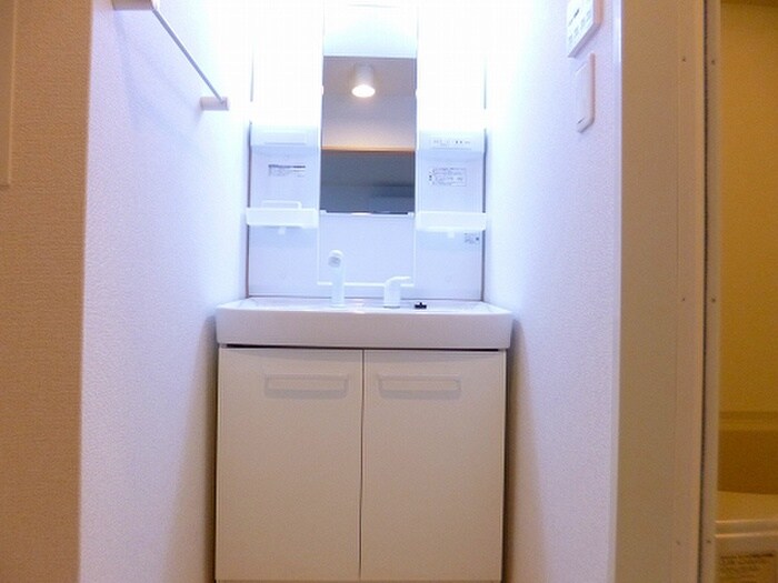 物件内観写真12　(洗面)