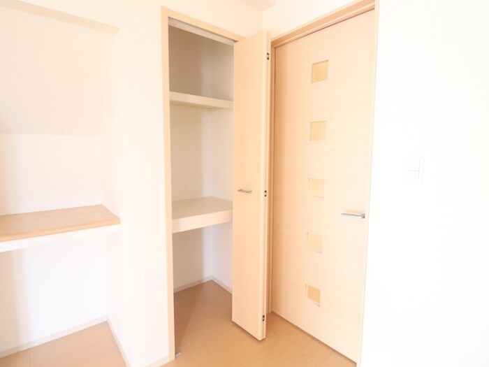 物件内観写真19　(収納)