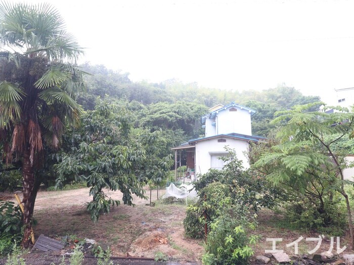 物件内観写真22　(室内からの展望)