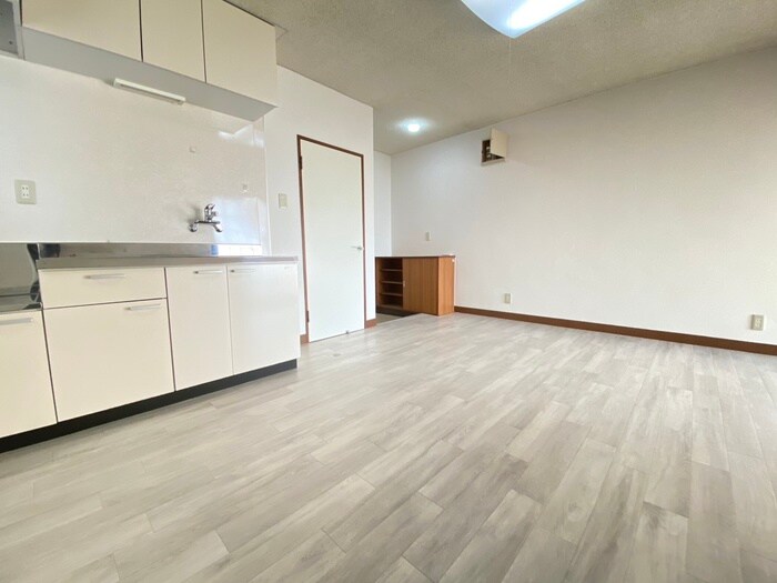 物件内観写真9　(居室)