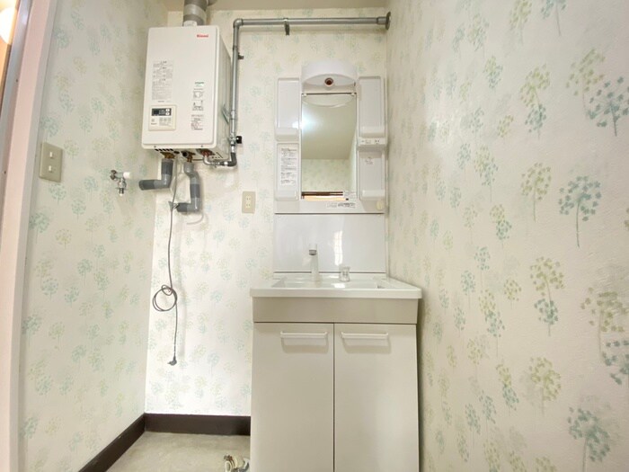 物件内観写真12　(洗面)