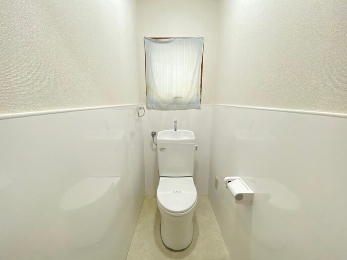 物件内観写真13　(トイレ)