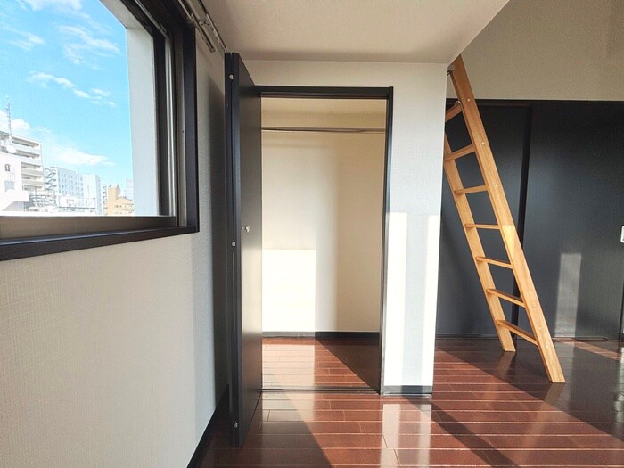 物件内観写真13　(収納)