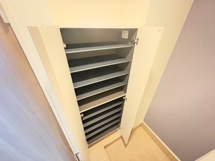 物件内観写真19　(靴箱)
