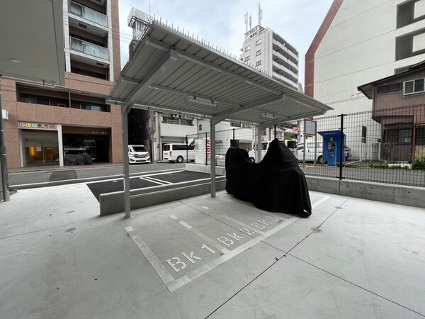 バイク置き場