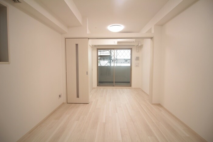 物件内観写真16　(室内からの展望)