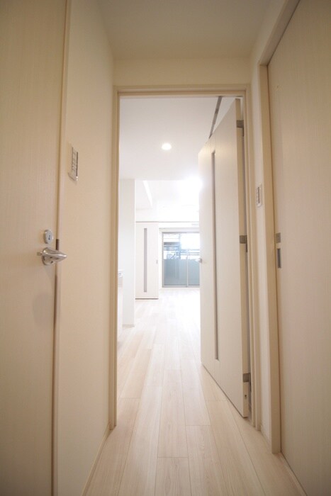物件内観写真18　(廊下)