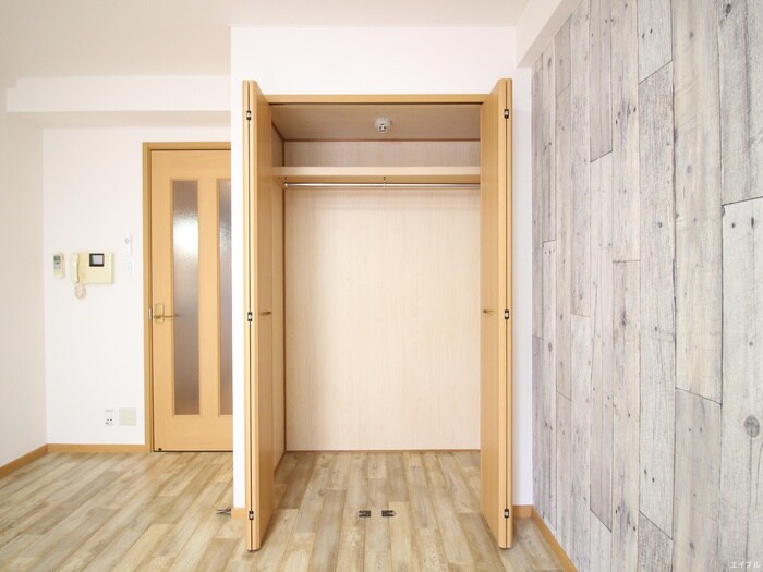 物件内観写真13　(収納)