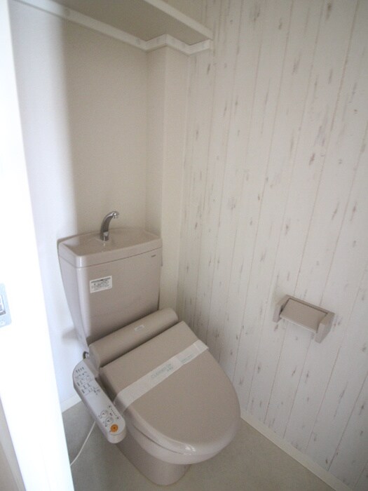 物件内観写真10　(トイレ)