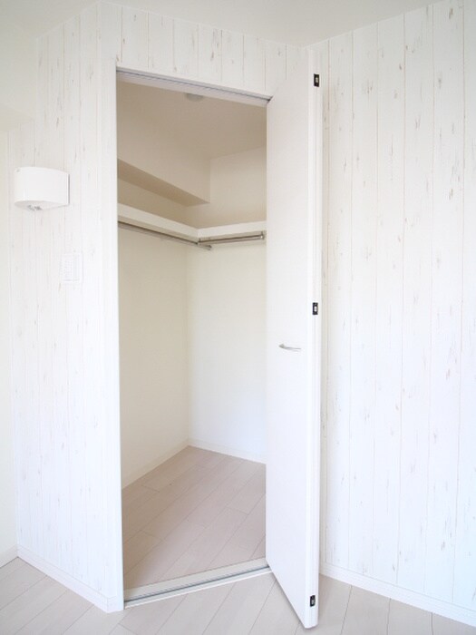 物件内観写真13　(収納)