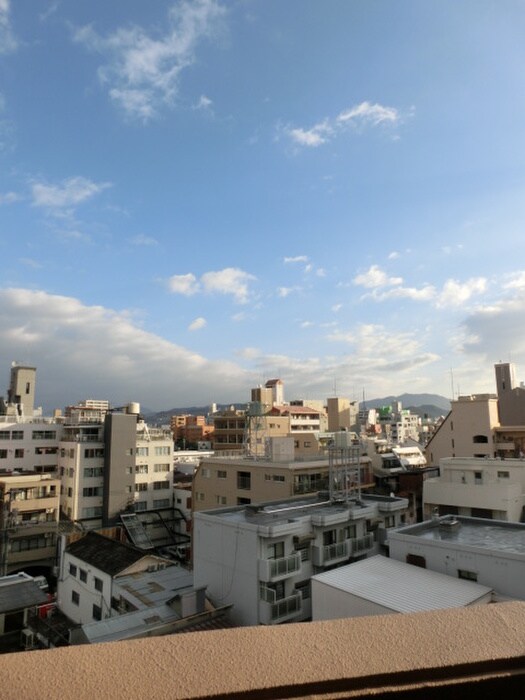 物件内観写真15　(室内からの展望)