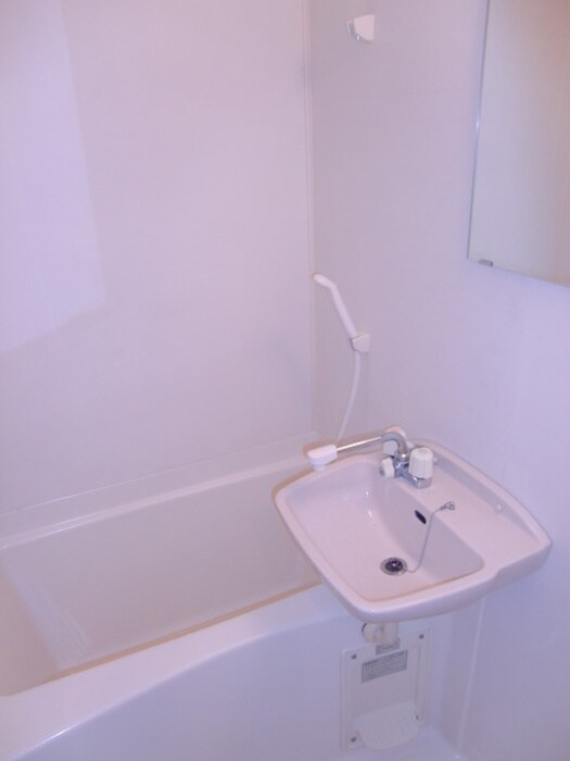 物件内観写真10　(バス／シャワールーム等)