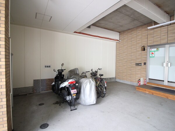 駐輪場