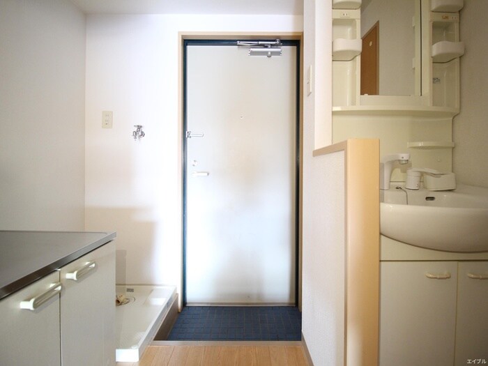 物件内観写真17　(玄関)