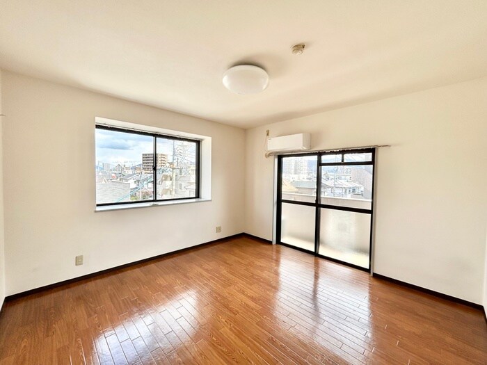 物件内観写真7　(居室)