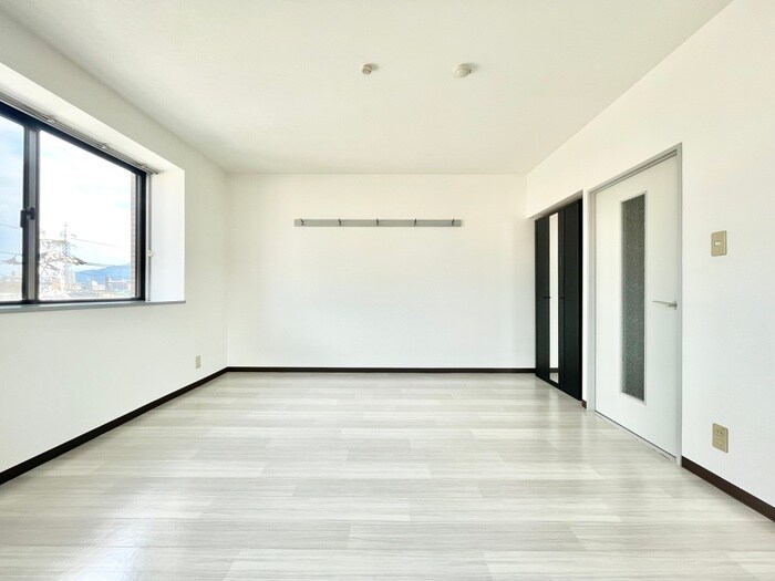 物件内観写真18　(居室)