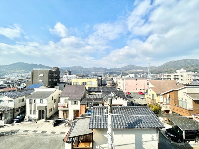 物件内観写真22　(室内からの展望)